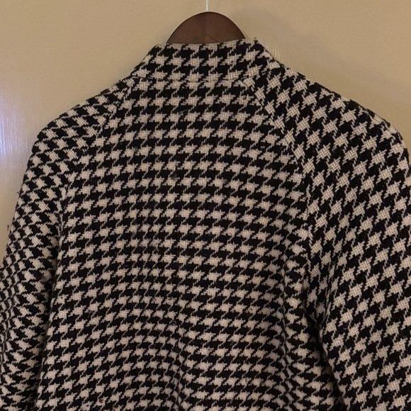 Banana Republic Women's Houndstooth Blazer in Black &  White Wool Blend Sz S - Picture 6 of 6
